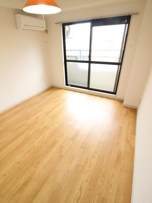 物件内観写真13　(居室)