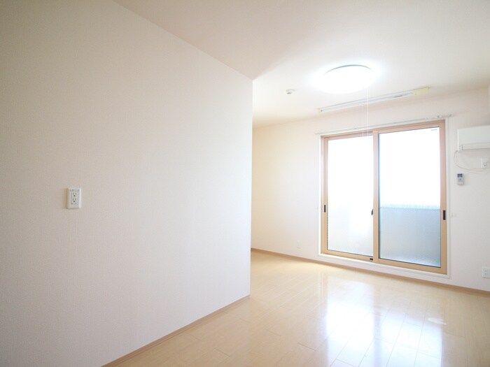 物件内観写真5　(居室)