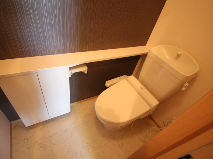 物件内観写真9　(トイレ)