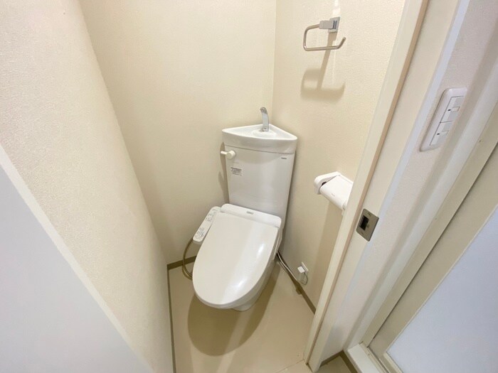 物件内観写真12　(トイレ)