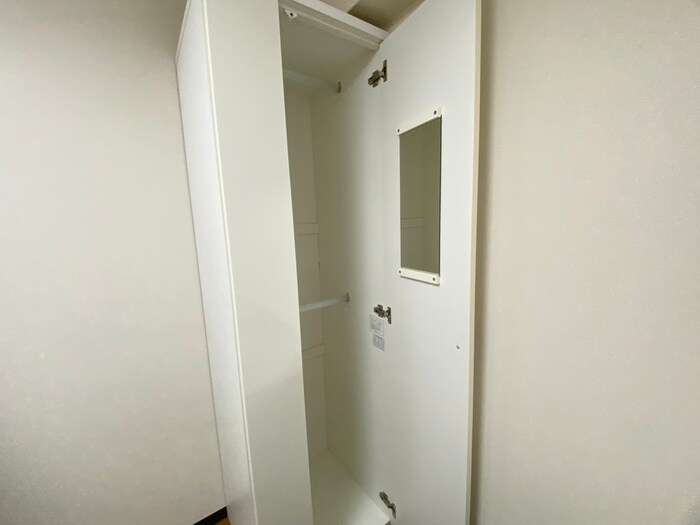 物件内観写真16　(収納)