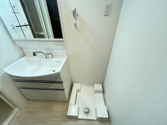 物件内観写真13　(洗濯機置場)