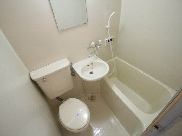 物件内観写真10　(バス／シャワールーム等)