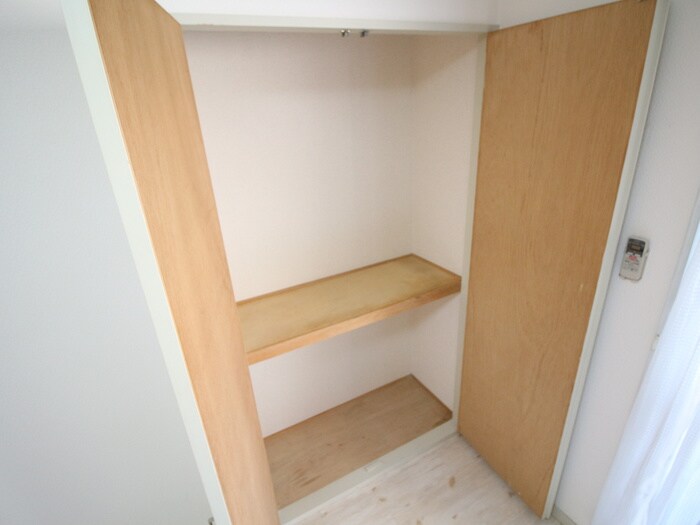 物件内観写真13　(収納)