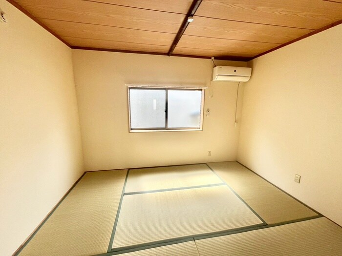 物件内観写真8　(居室)