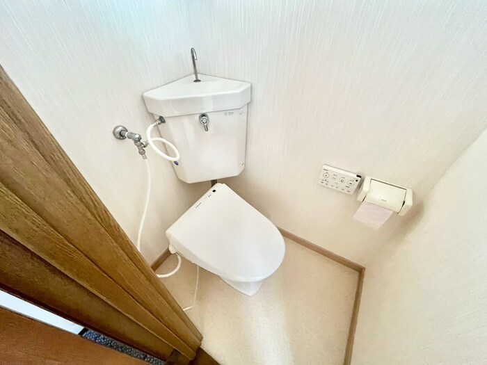 物件内観写真14　(トイレ)