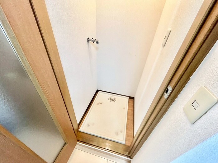 物件内観写真21　(洗濯機置場)