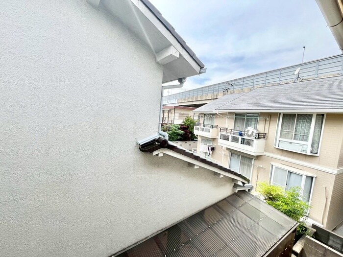 物件内観写真22　(室内からの展望)