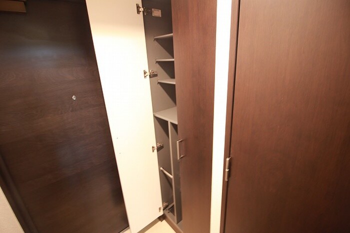 物件内観写真14　(靴箱)