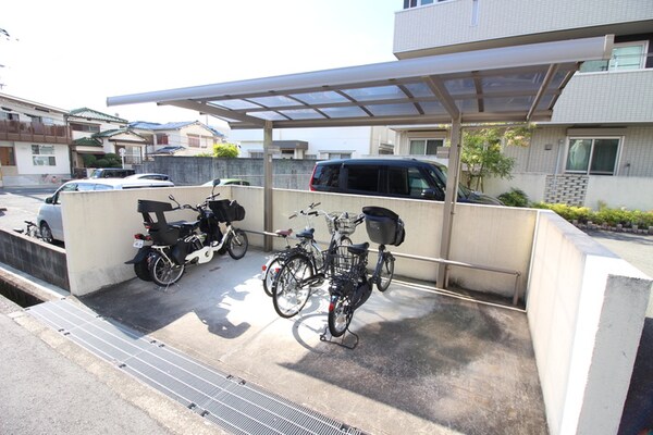 駐輪場