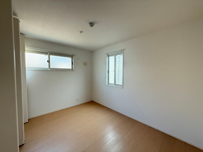 物件内観写真12　(居室)