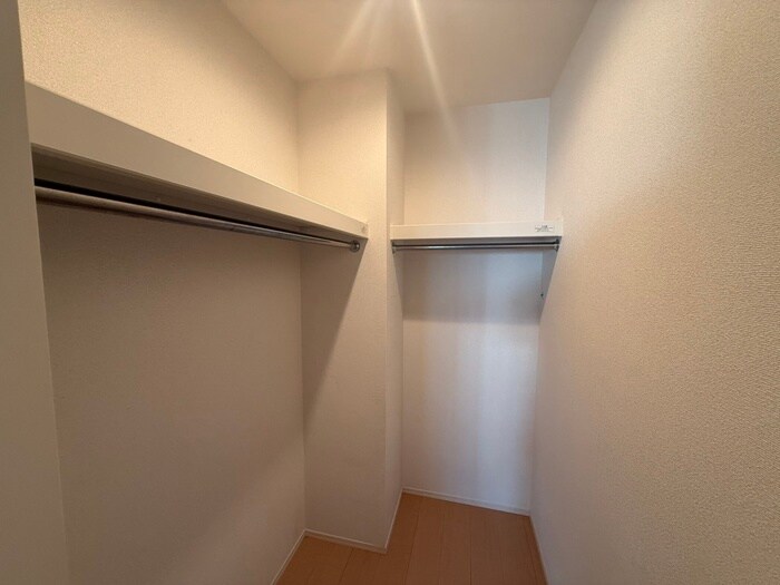 物件内観写真13　(収納)