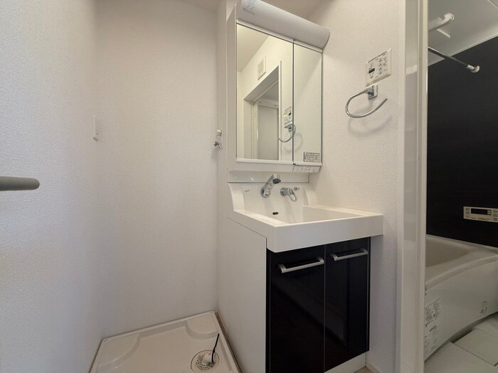 物件内観写真15　(洗面)