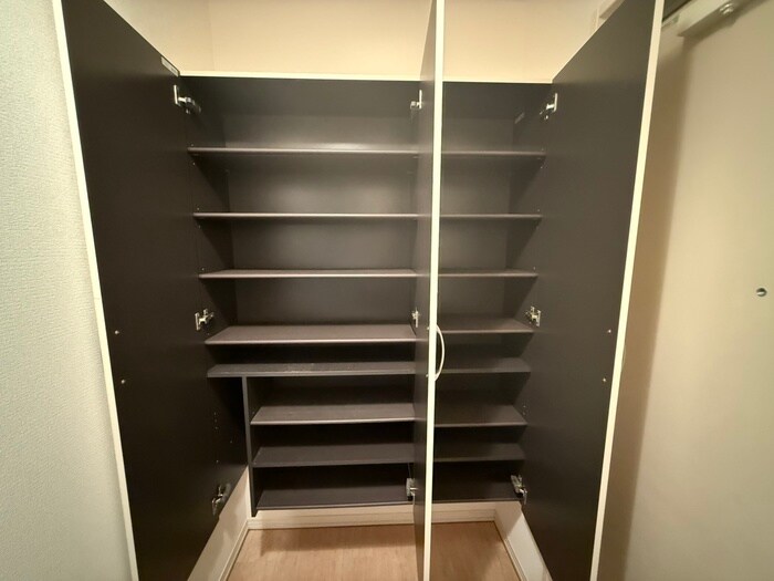 物件内観写真21　(靴箱)