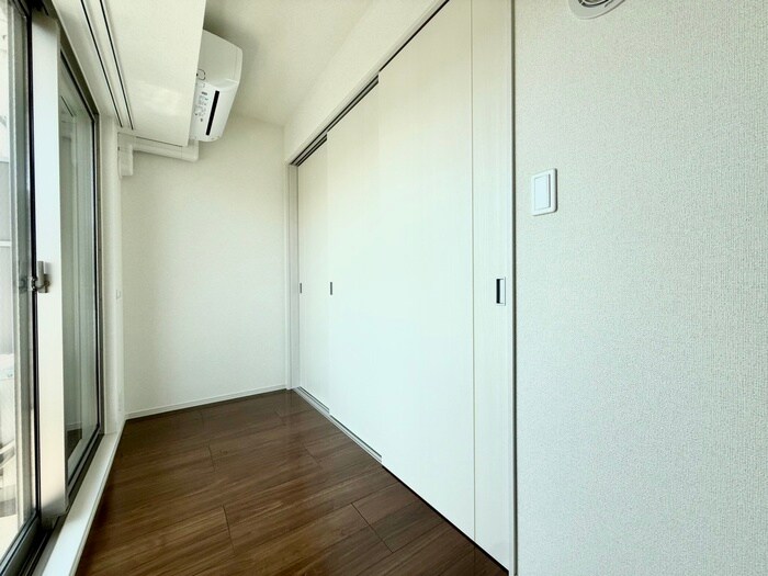 物件内観写真10　(居室)