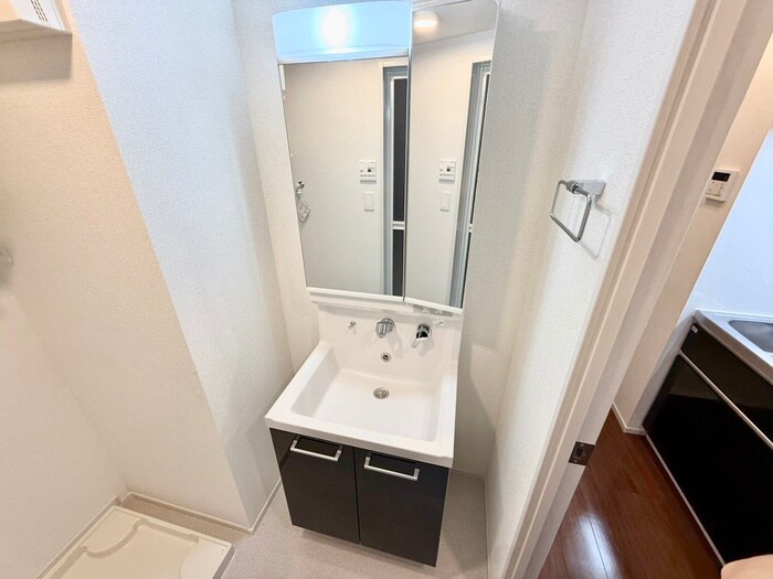 物件内観写真12　(洗面)