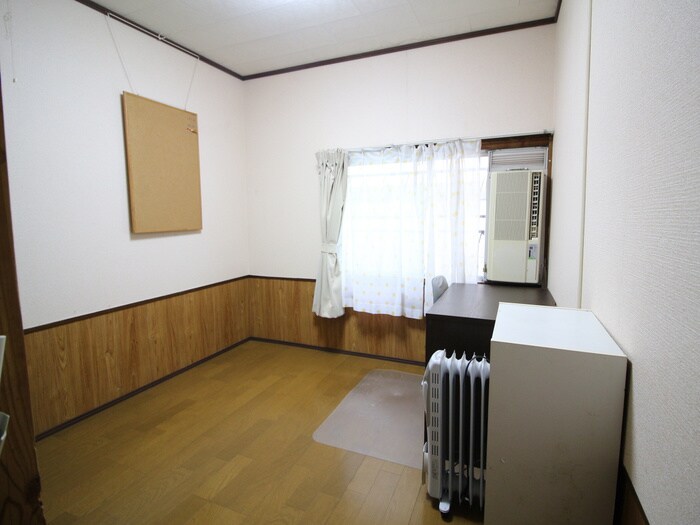 物件内観写真8　(居室)