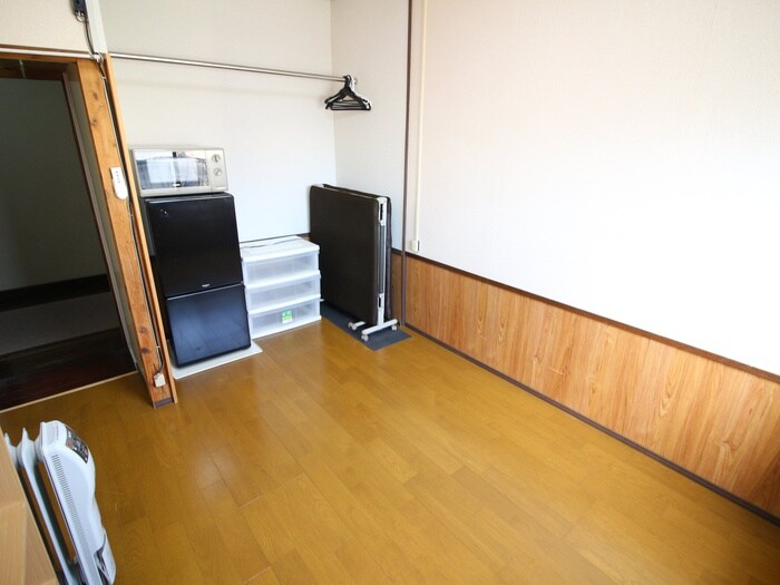 物件内観写真9　(居室)