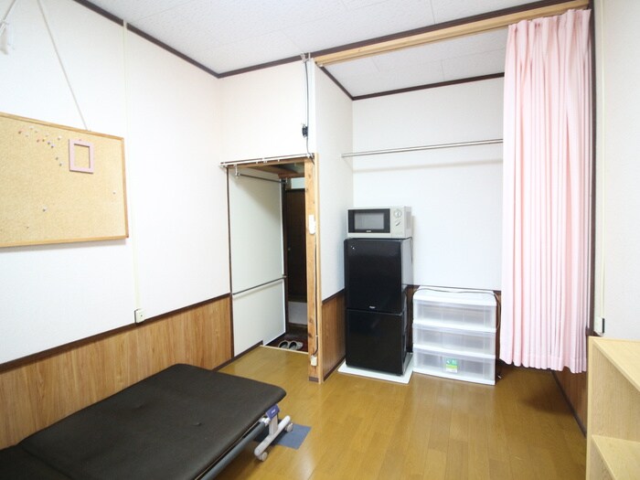 物件内観写真9　(居室)