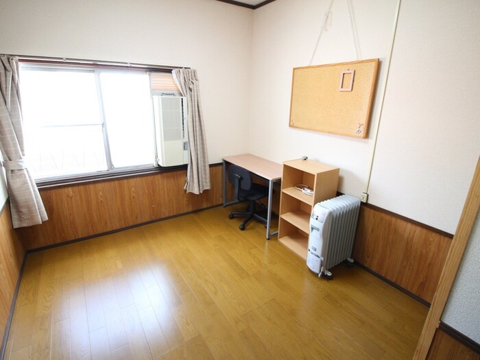 物件内観写真10　(居室)