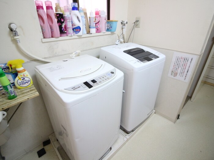 物件内観写真15　(洗濯機置場)