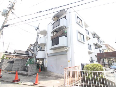 メゾンドマール学園前外観写真