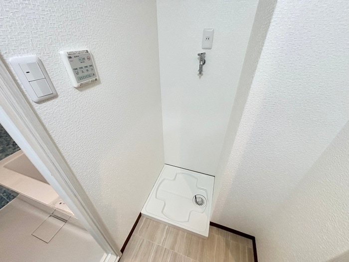 物件内観写真21　(洗濯機置場)