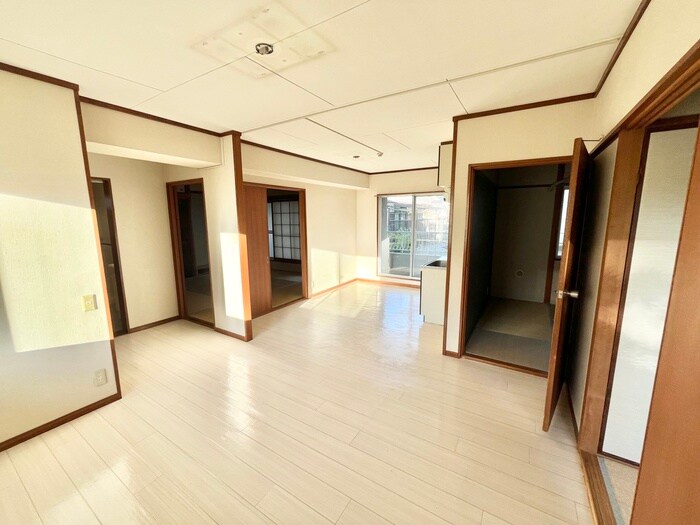 物件内観写真7　(居室)