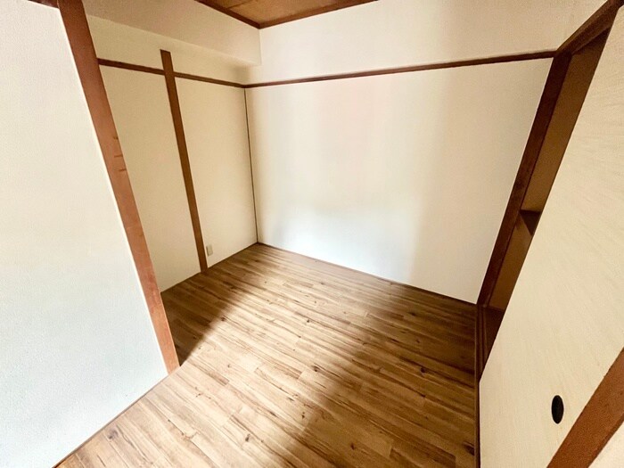 物件内観写真10　(居室)