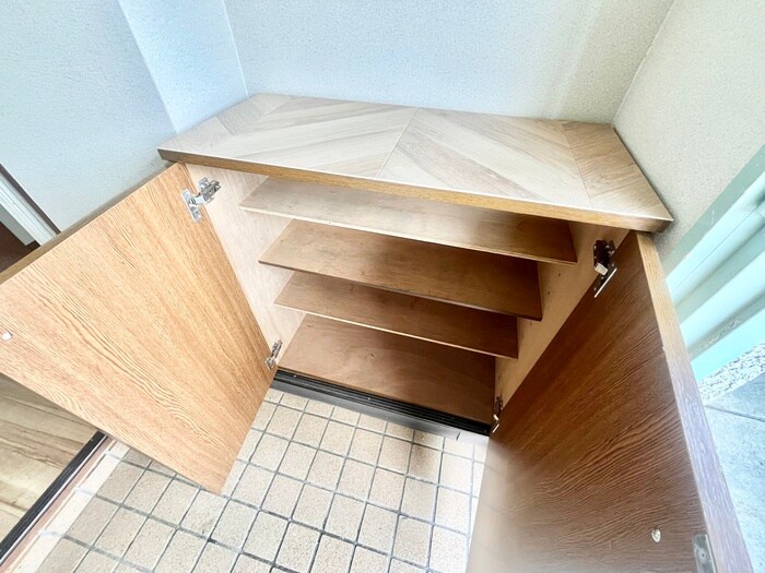 物件内観写真18　(靴箱)