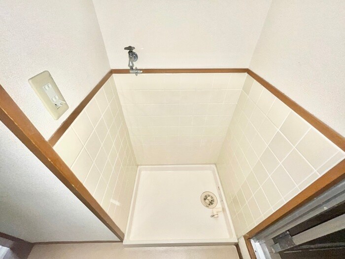 物件内観写真20　(洗濯機置場)