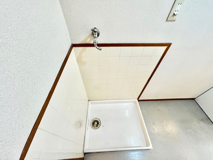 物件内観写真20　(洗濯機置場)