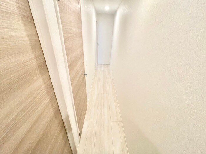 物件内観写真16　(廊下)