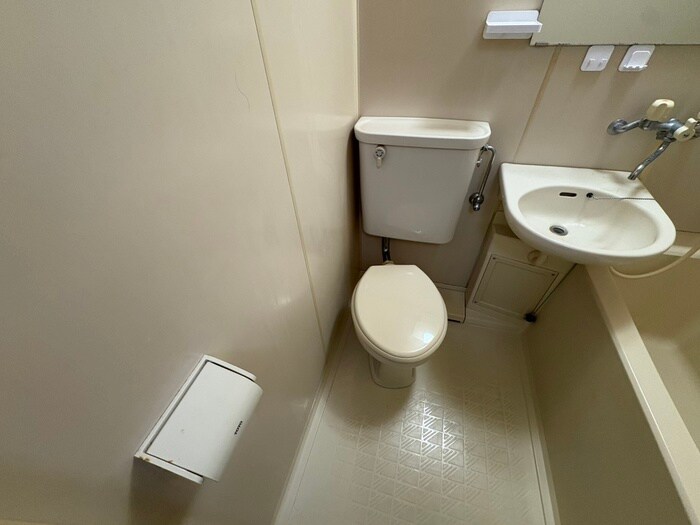 物件内観写真13　(トイレ)