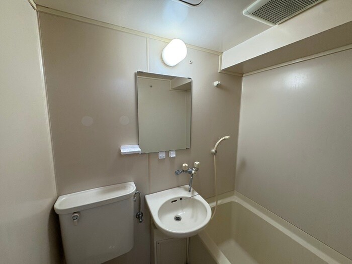 物件内観写真14　(洗面)