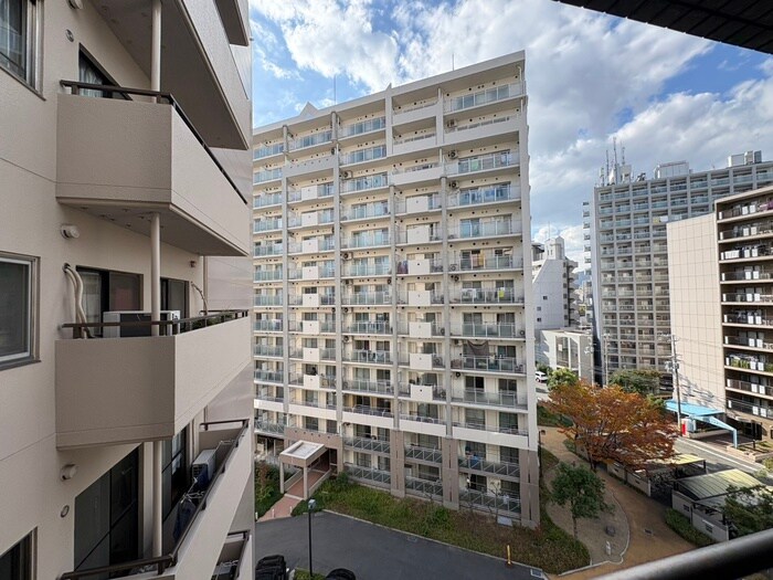 物件内観写真16　(室内からの展望)