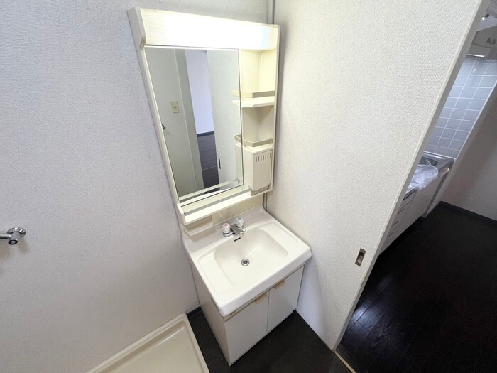 物件内観写真11　(洗面)