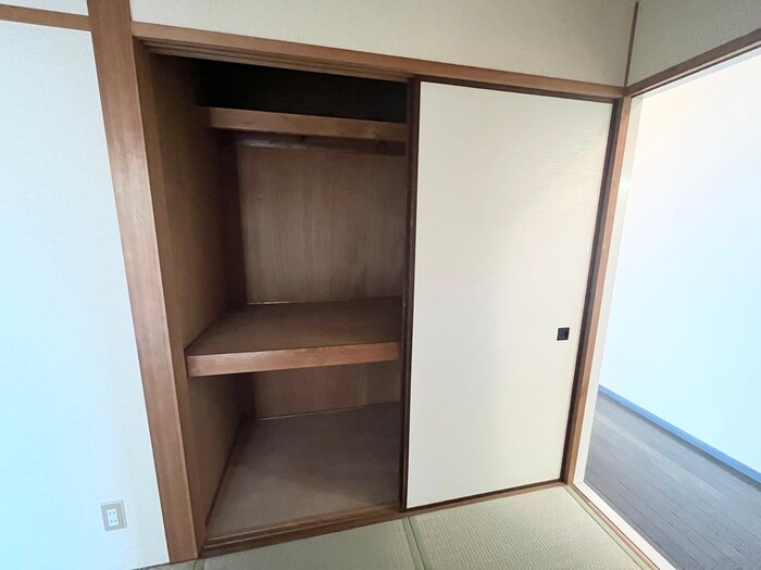 物件内観写真14　(収納)