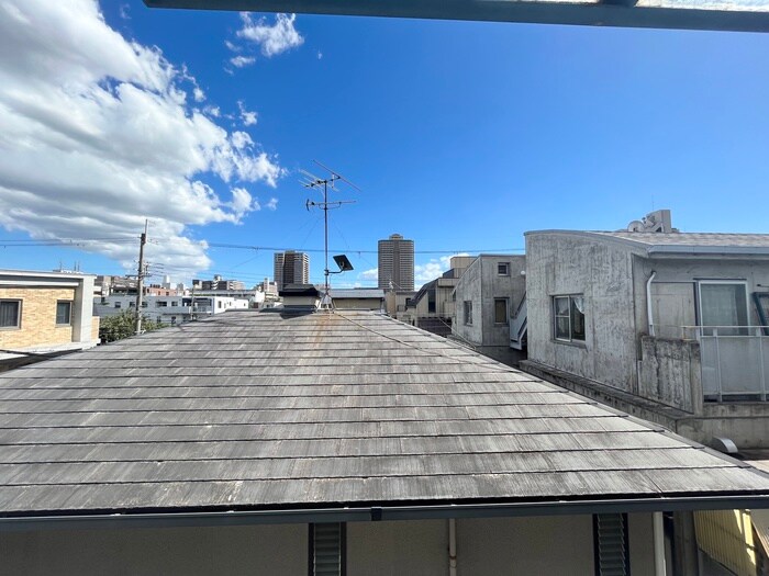 物件内観写真17　(室内からの展望)