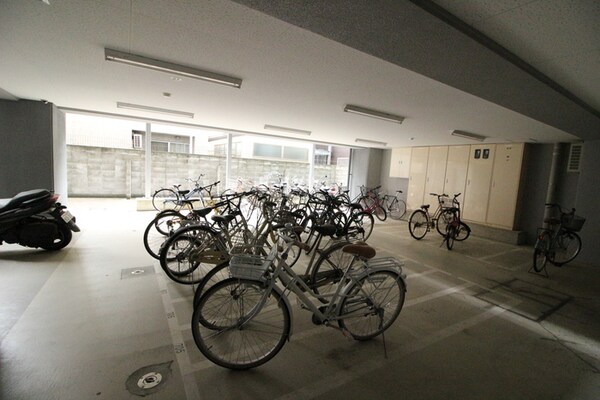 駐輪場