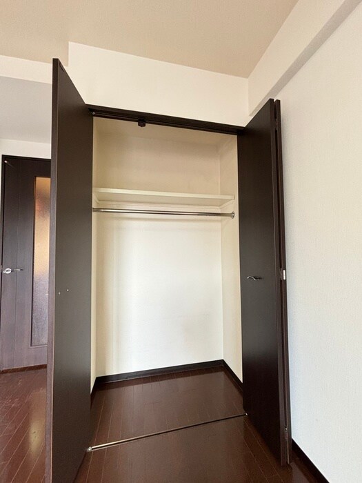 物件内観写真12　(収納)