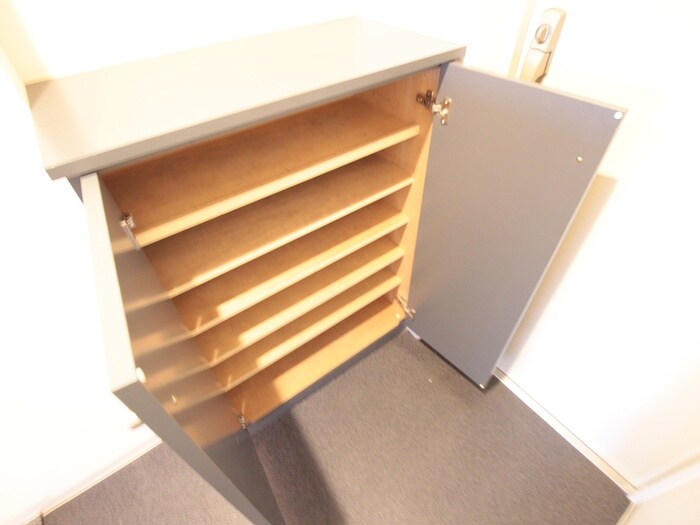 物件内観写真8　(靴箱)