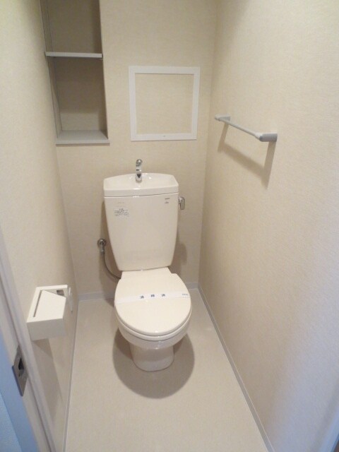 物件内観写真12　(トイレ)