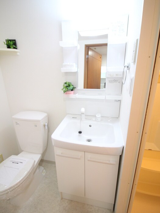 物件内観写真12　(洗面)