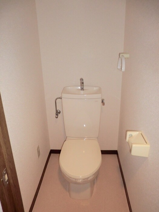 物件内観写真7　(トイレ)