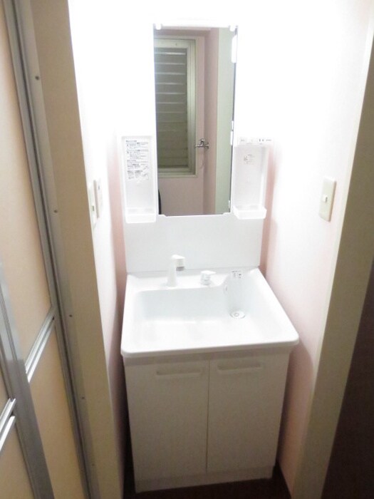 物件内観写真10　(洗面)