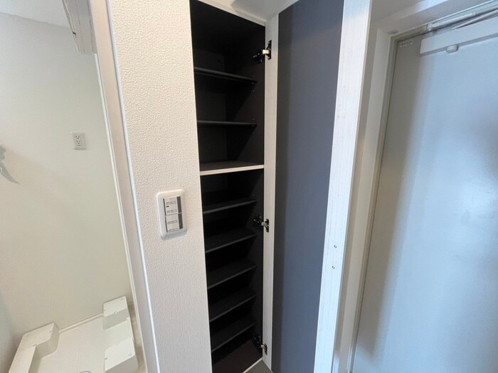 物件内観写真17　(靴箱)