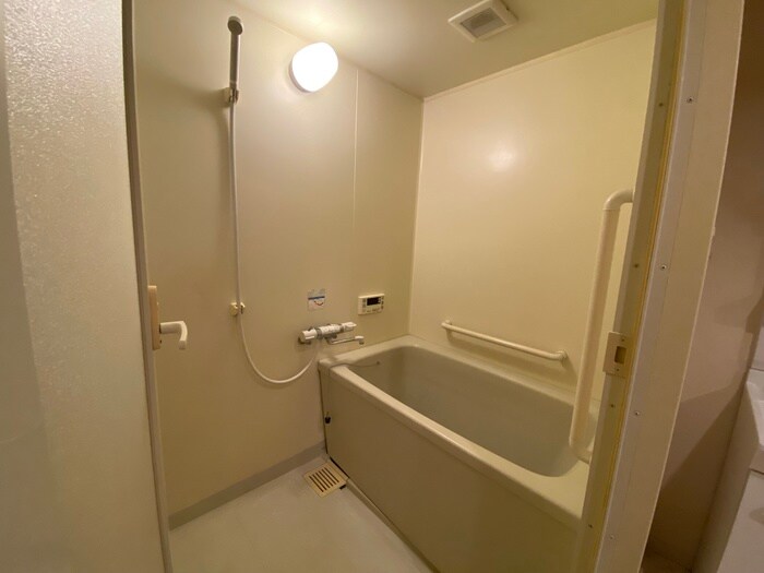 物件内観写真9　(バス／シャワールーム等)