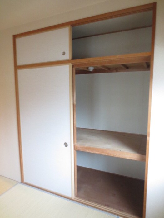 物件内観写真11　(収納)