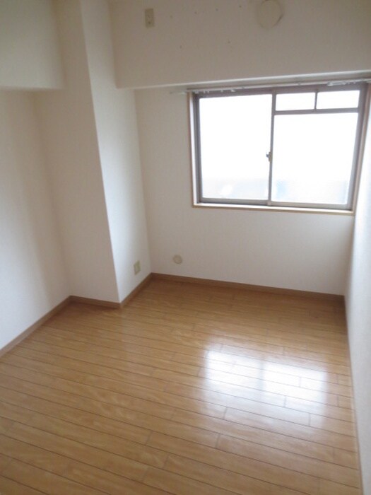 物件内観写真12　(居室)